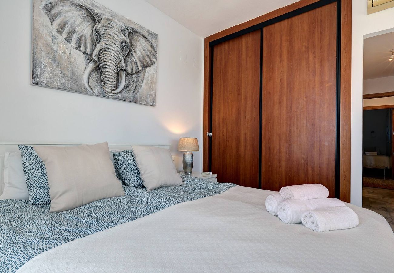 Apartment in Mijas Costa - Welcoming 2 Bed Apartment Views of Miraflores Golf 