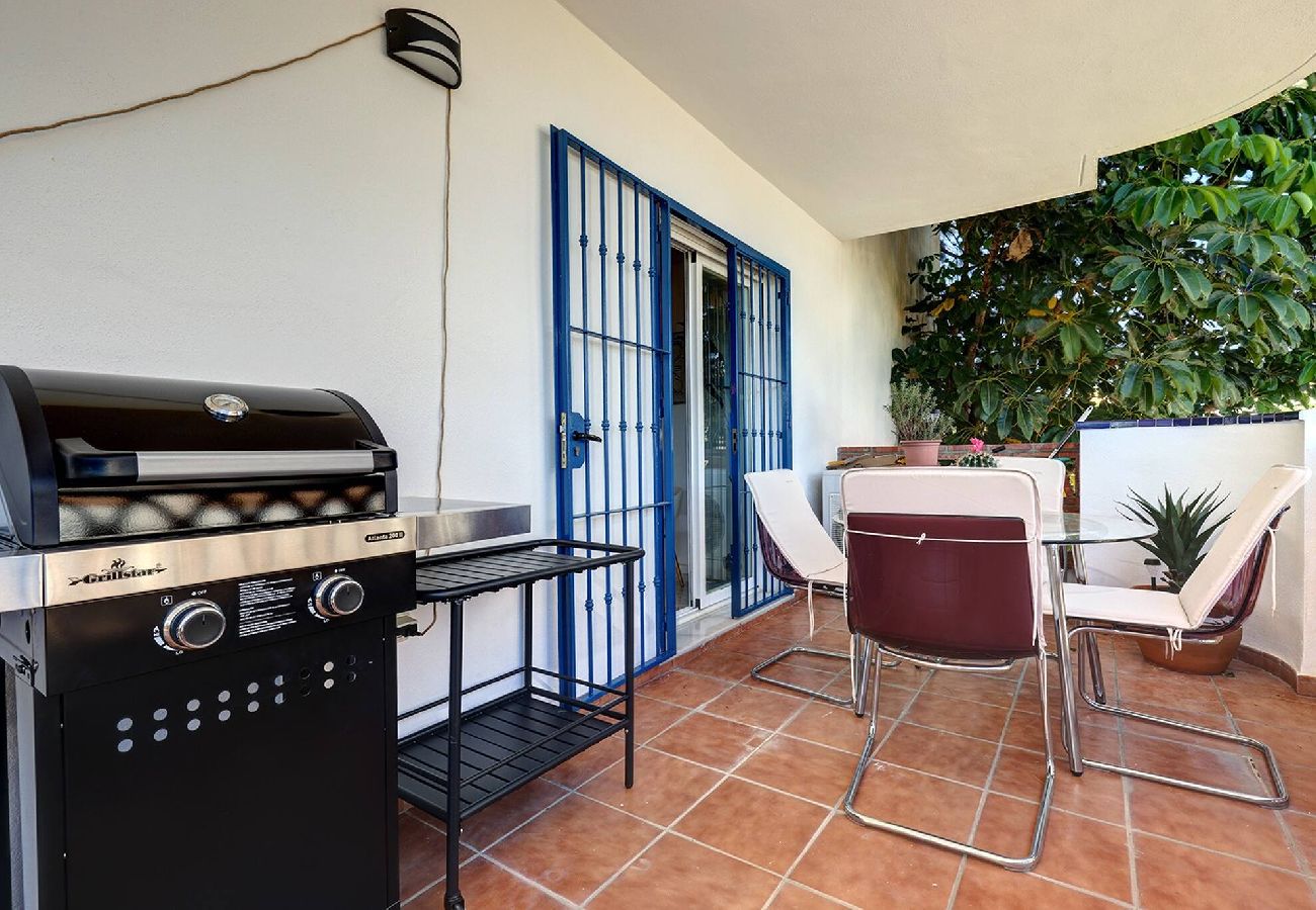 Apartment in Mijas Costa - Welcoming 2 Bed Apartment Views of Miraflores Golf 