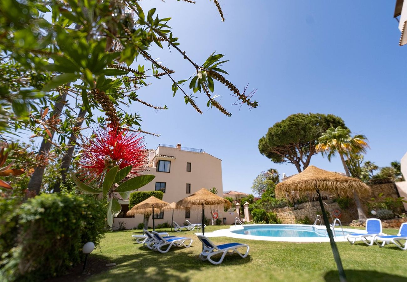 Apartment in Marbella - Santa Maria Elviria Golf Penthouse Private Terrace 