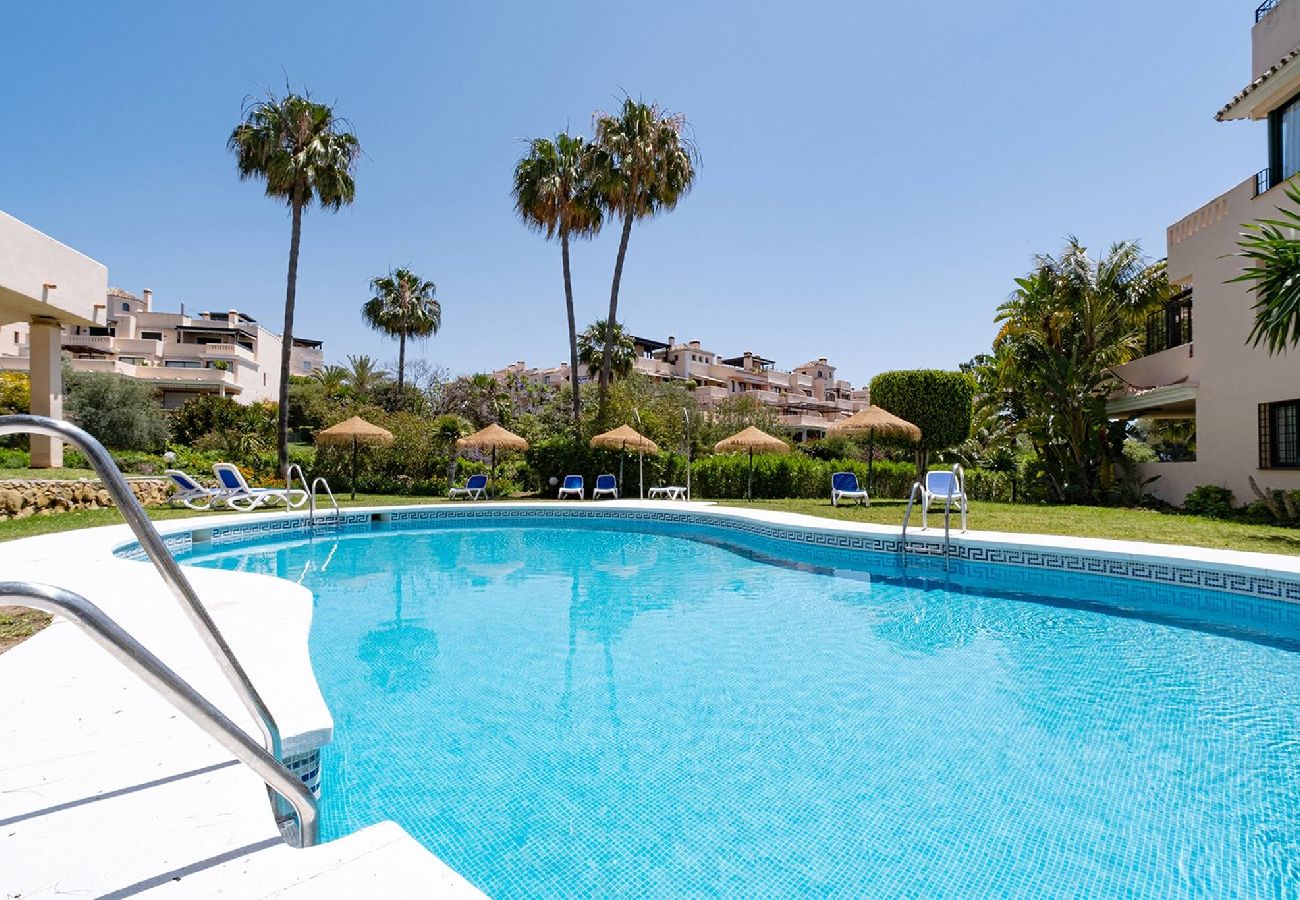 Apartment in Marbella - Santa Maria Elviria Golf Penthouse Private Terrace 