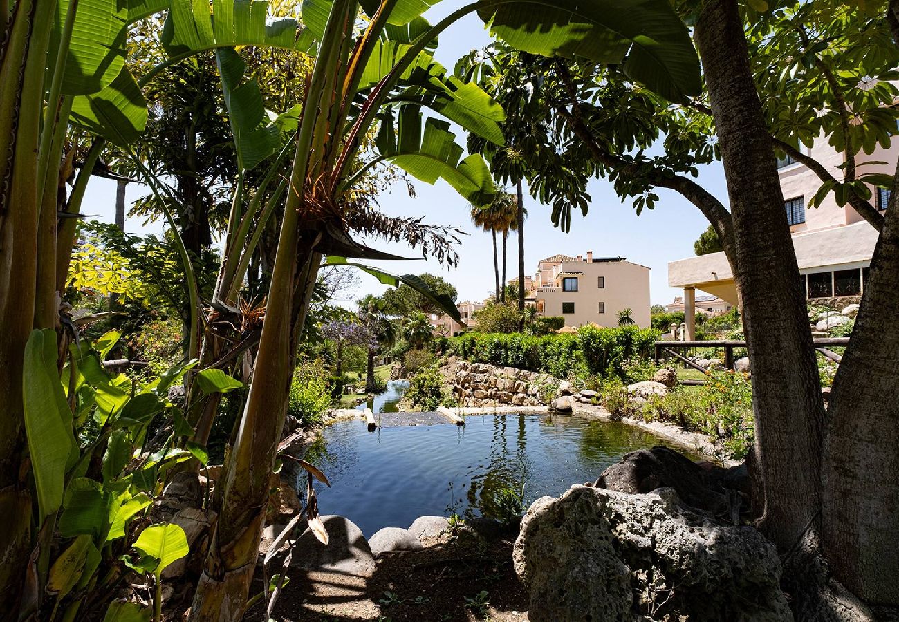 Apartment in Marbella - Santa Maria Elviria Golf Penthouse Private Terrace 
