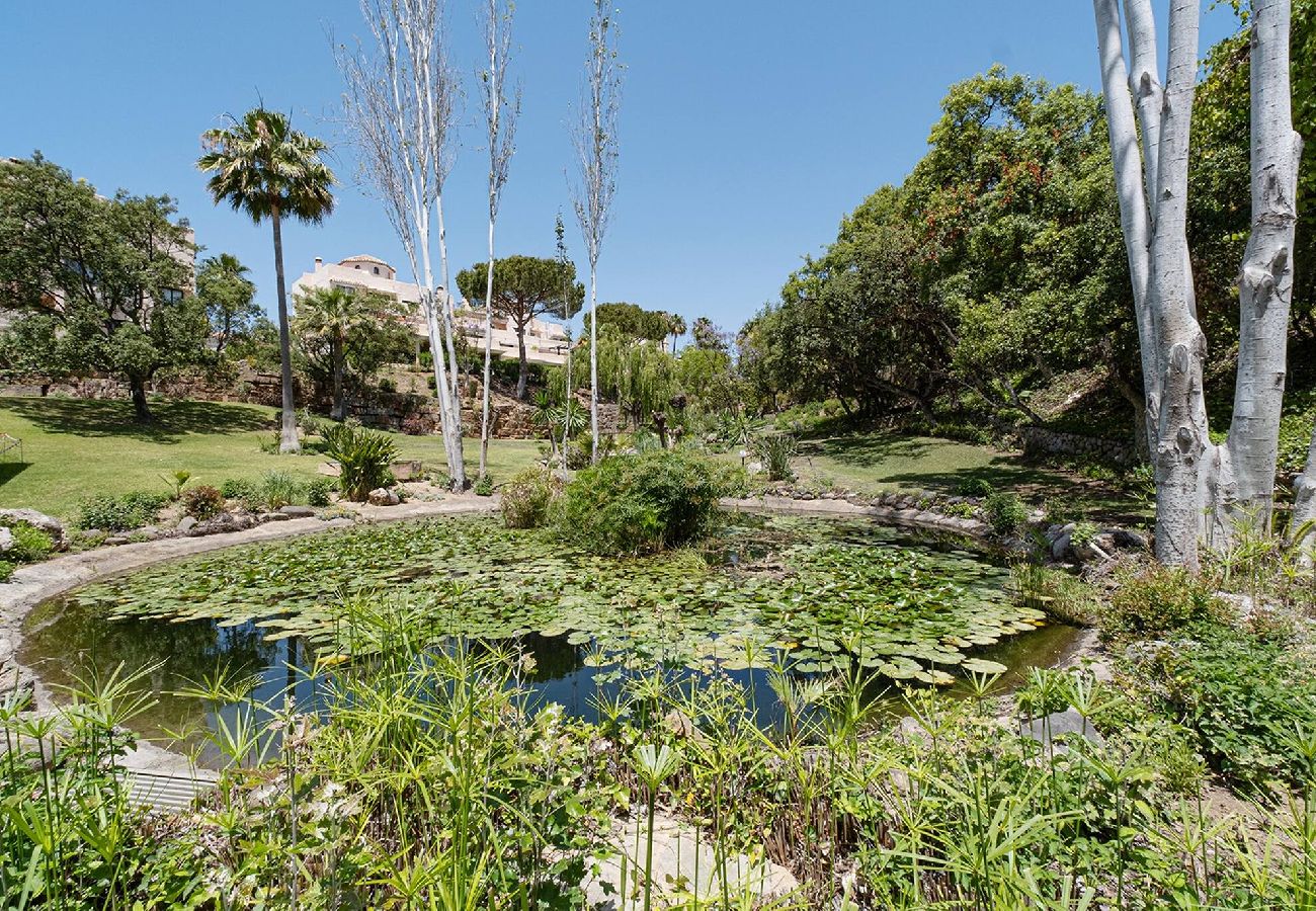 Apartment in Marbella - Santa Maria Elviria Golf Penthouse Private Terrace 