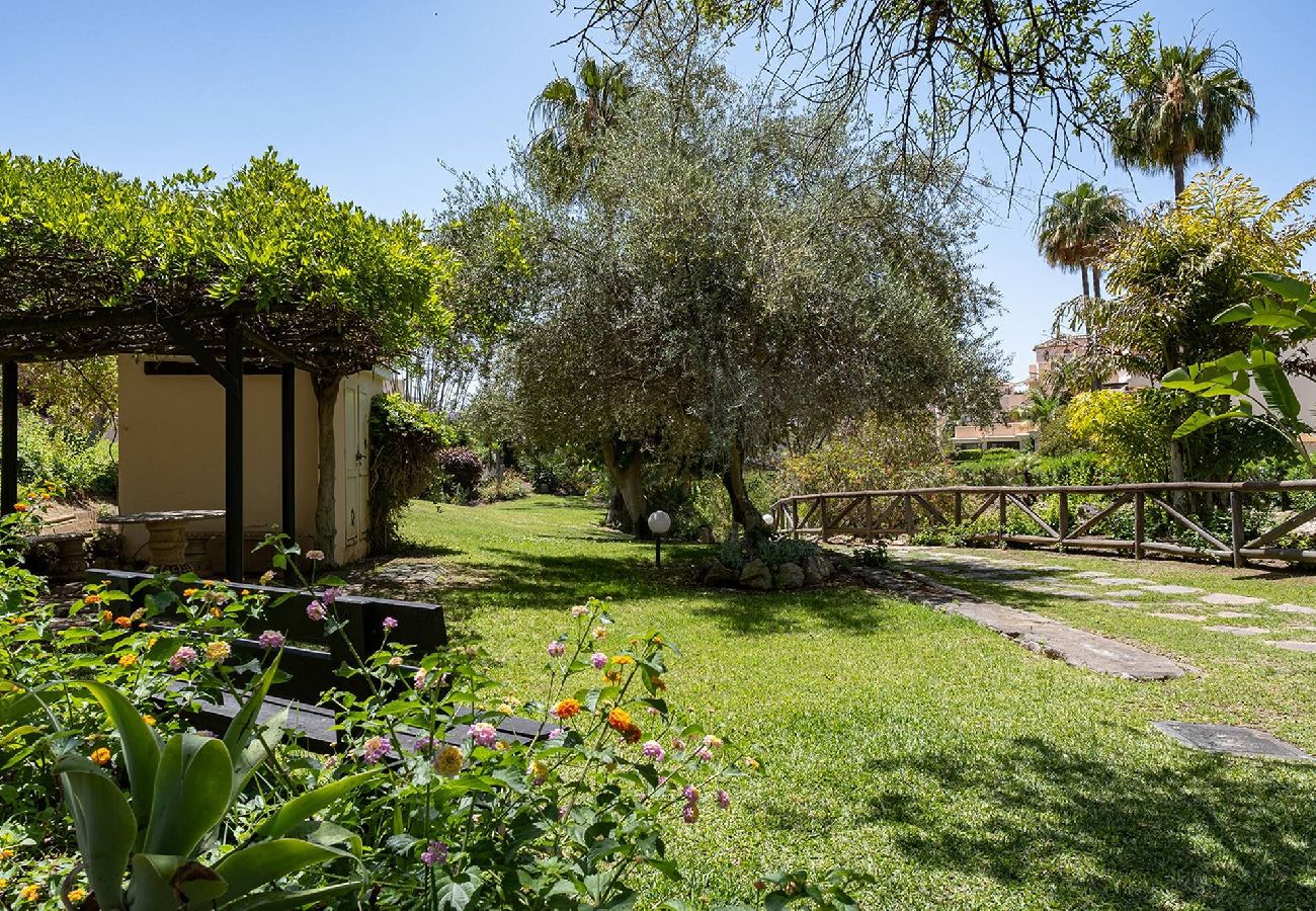 Apartment in Marbella - Santa Maria Elviria Golf Penthouse Private Terrace 