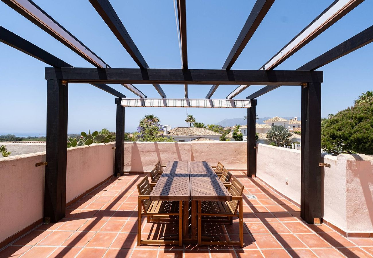 Apartment in Marbella - Santa Maria Elviria Golf Penthouse Private Terrace 