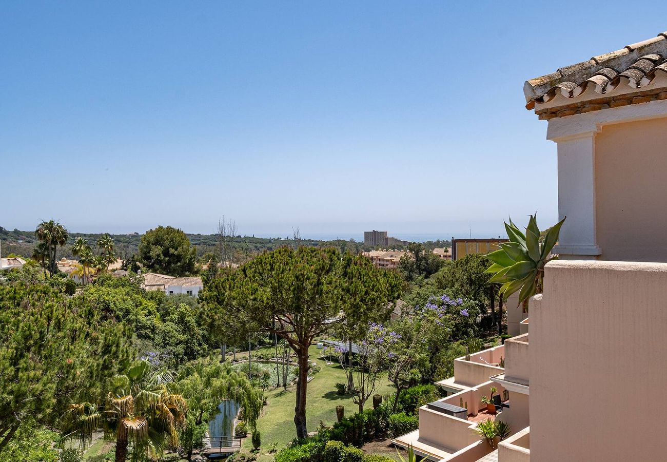 Apartment in Marbella - Santa Maria Elviria Golf Penthouse Private Terrace 