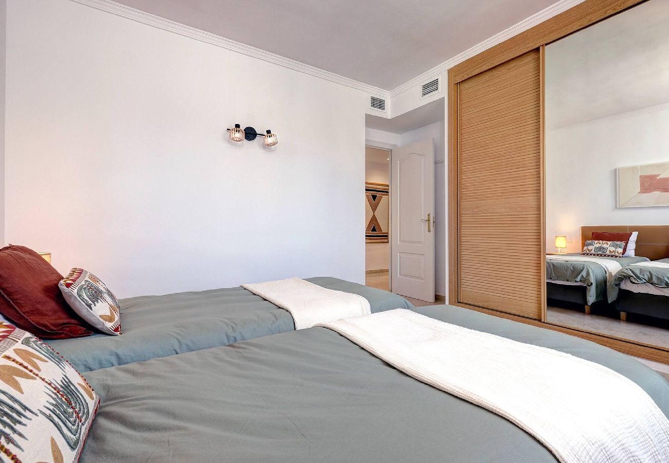 Apartment in Marbella - Santa Maria Elviria Golf Penthouse Private Terrace 