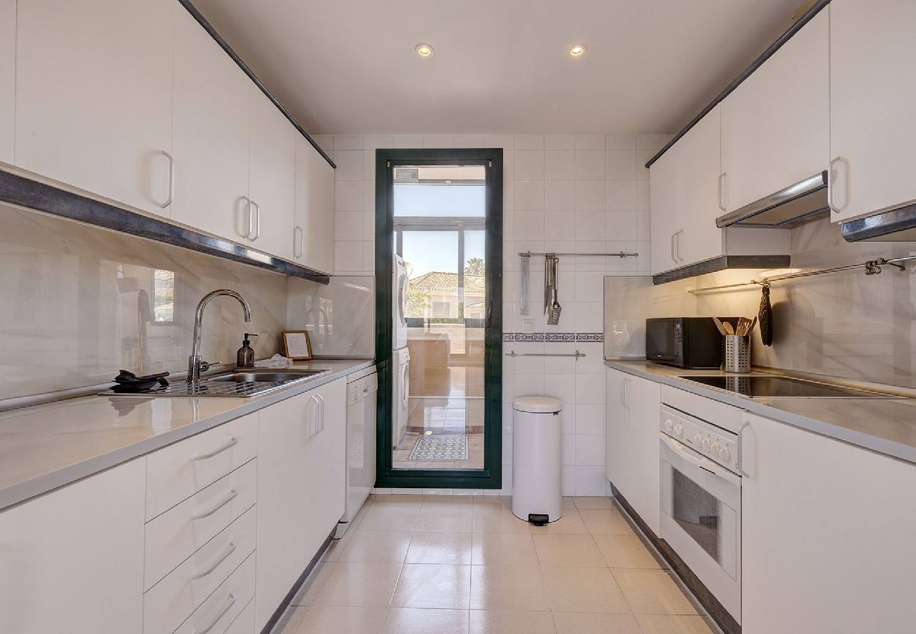 Apartment in Marbella - Santa Maria Elviria Golf Penthouse Private Terrace 