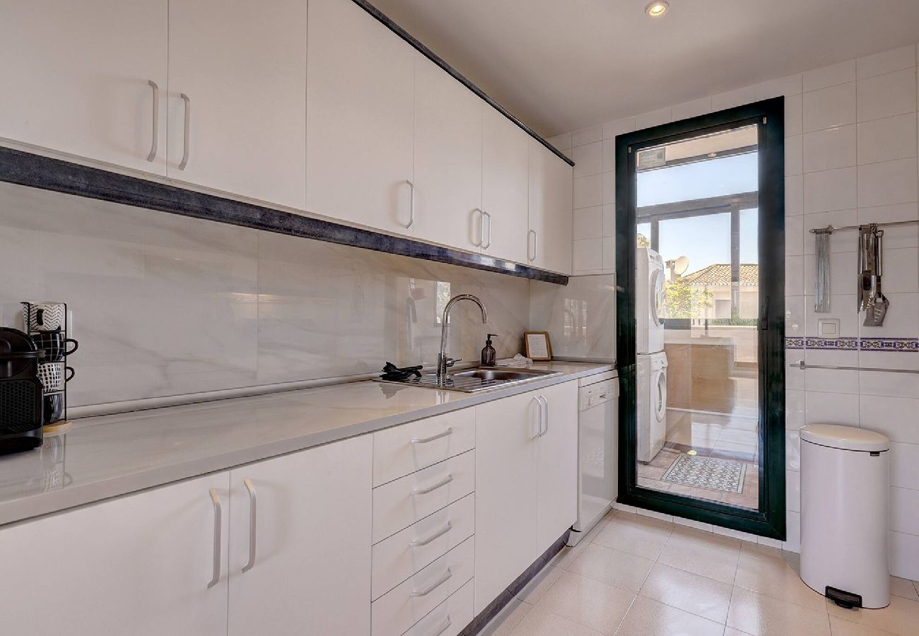Apartment in Marbella - Santa Maria Elviria Golf Penthouse Private Terrace 