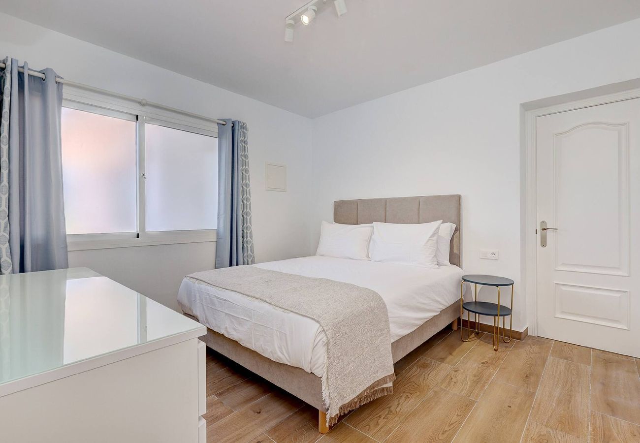 Villa in Mijas Costa - Luxury La Cala Villa, Private Pool and Sea Views 