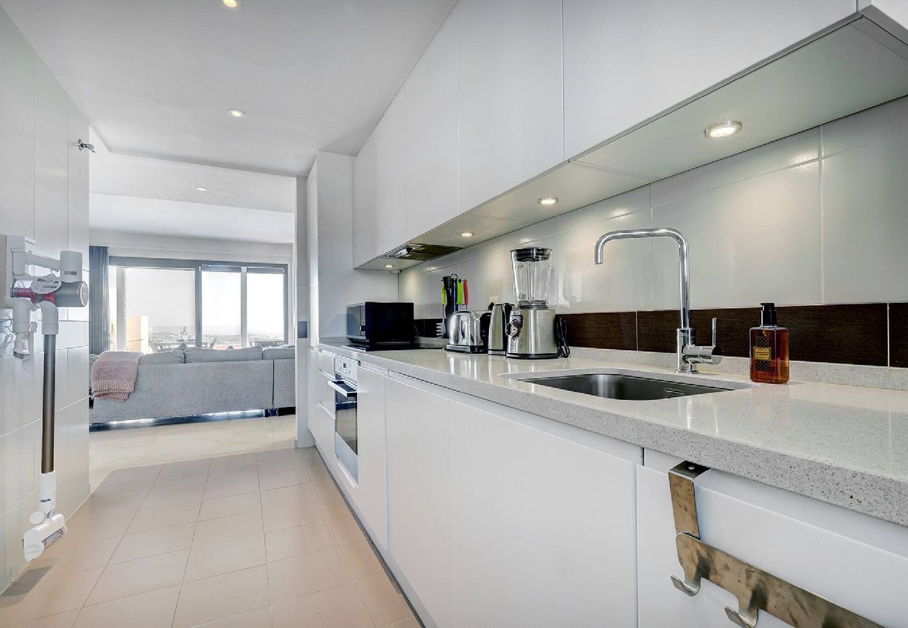 Apartment in La Cala de Mijas - La Cala Hills Club 2 Bed Duplex Penthouse, Sea Views & Hot Tub