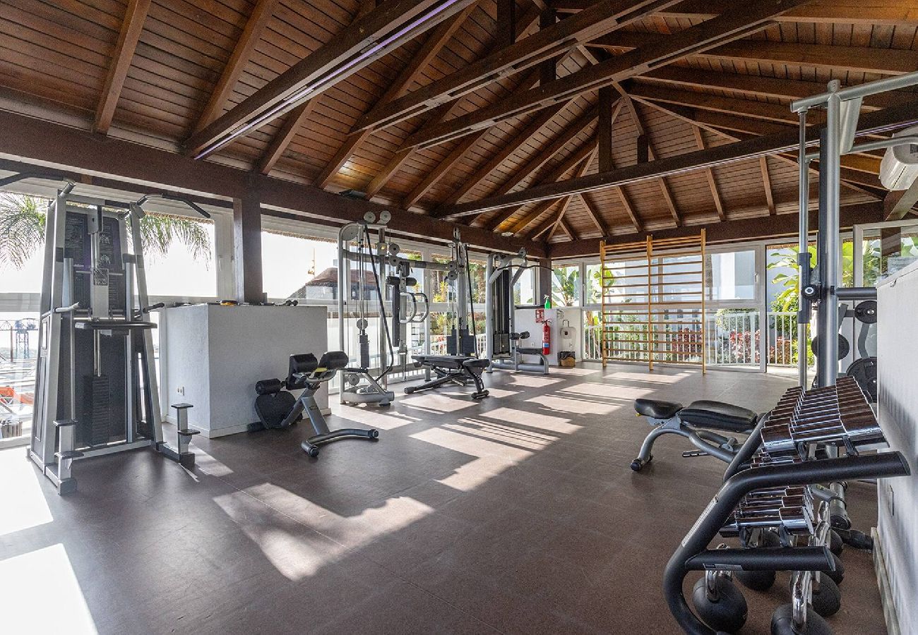 Apartment in La Cala de Mijas - La Cala Hills Club 2 Bed Duplex Penthouse, Sea Views & Hot Tub