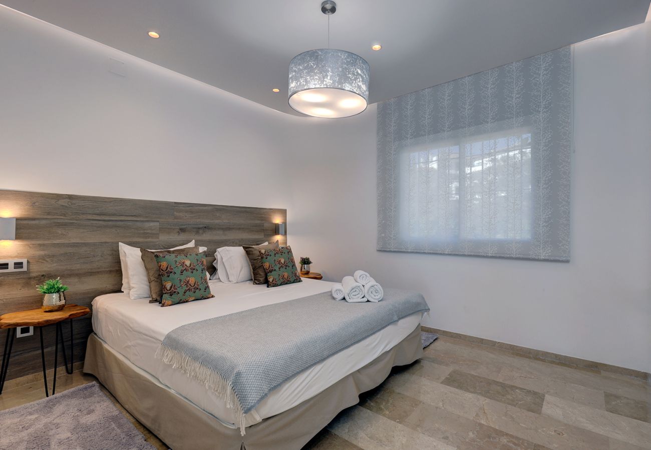 Villa in Mijas - Luxurious 4 Bed Villa, Private Pool