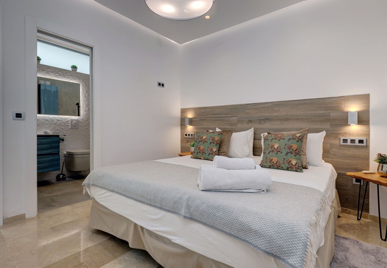 Villa in Mijas - Luxurious 4 Bed Villa, Private Pool