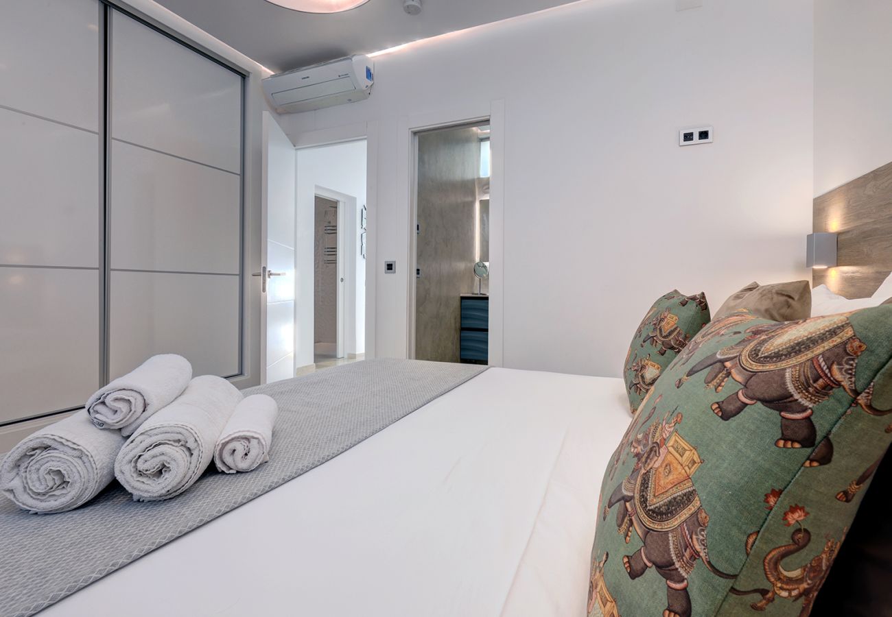 Villa in Mijas - Luxurious 4 Bed Villa, Private Pool