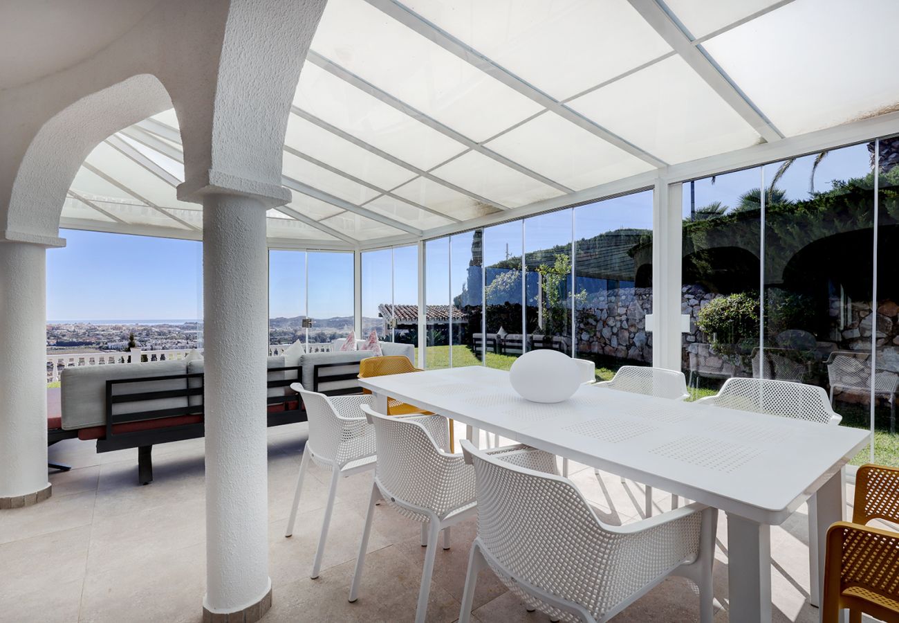 Villa in Mijas - Luxurious 4 Bed Villa, Private Pool