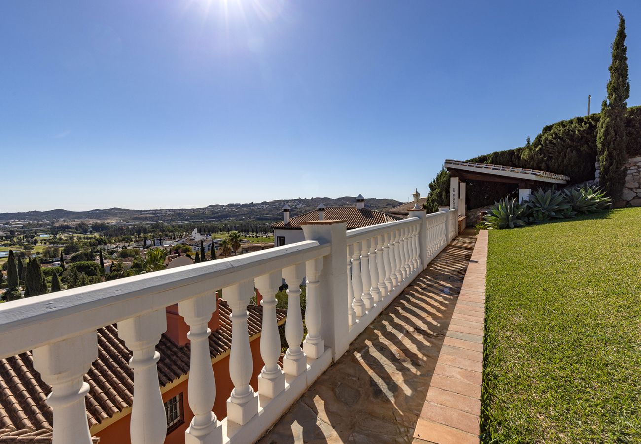 Villa in Mijas - Luxurious 4 Bed Villa, Private Pool