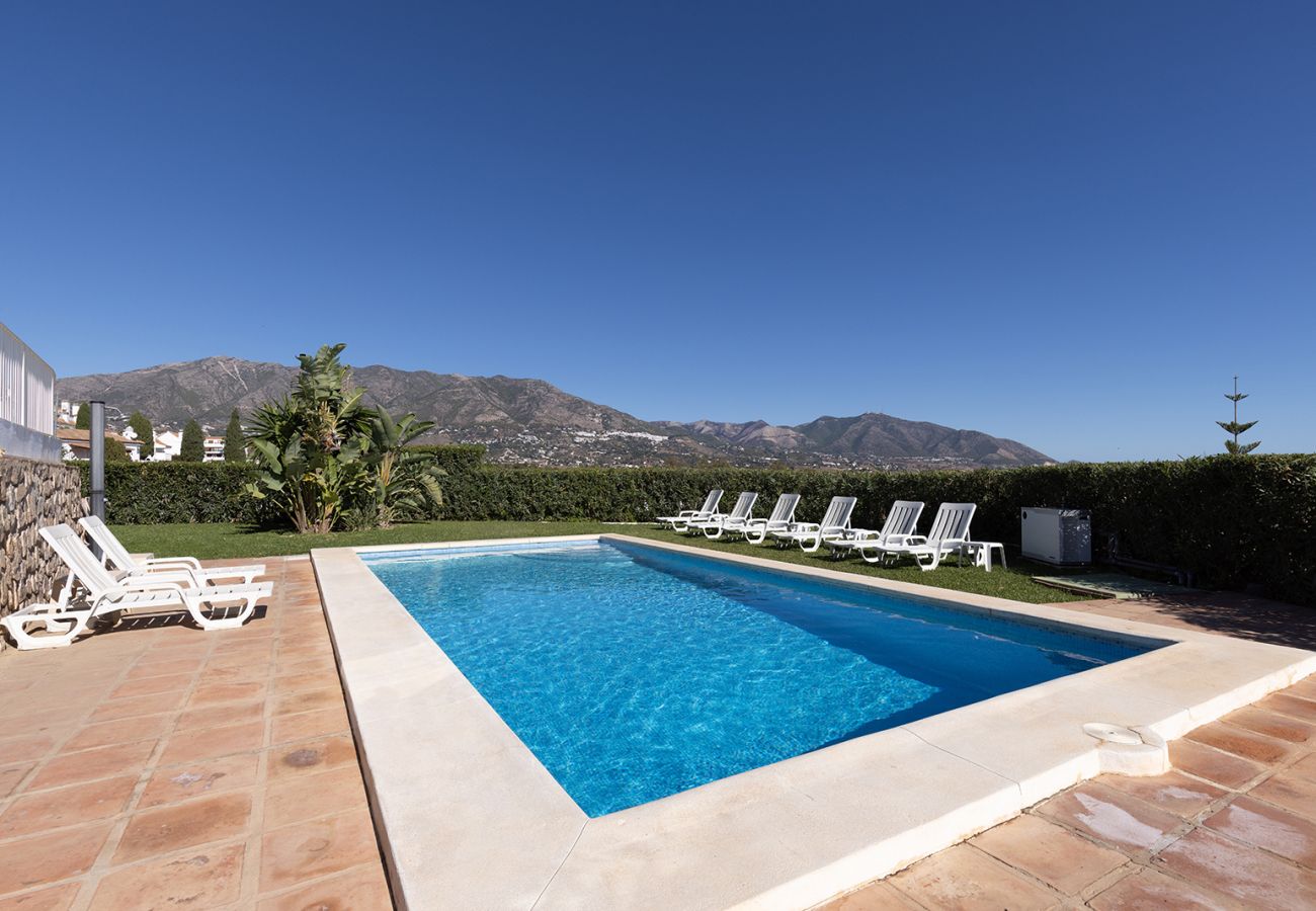Villa in Mijas - Luxurious 4 Bed Villa, Private Pool