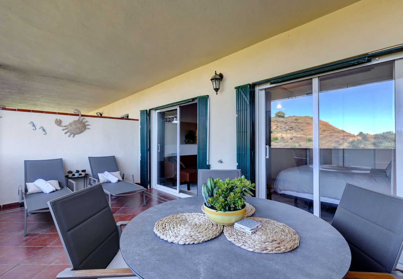 Apartment in Mijas Costa - Relaxing Sea Views 2 Bed 2 Bath Mijas Calahonda Apt