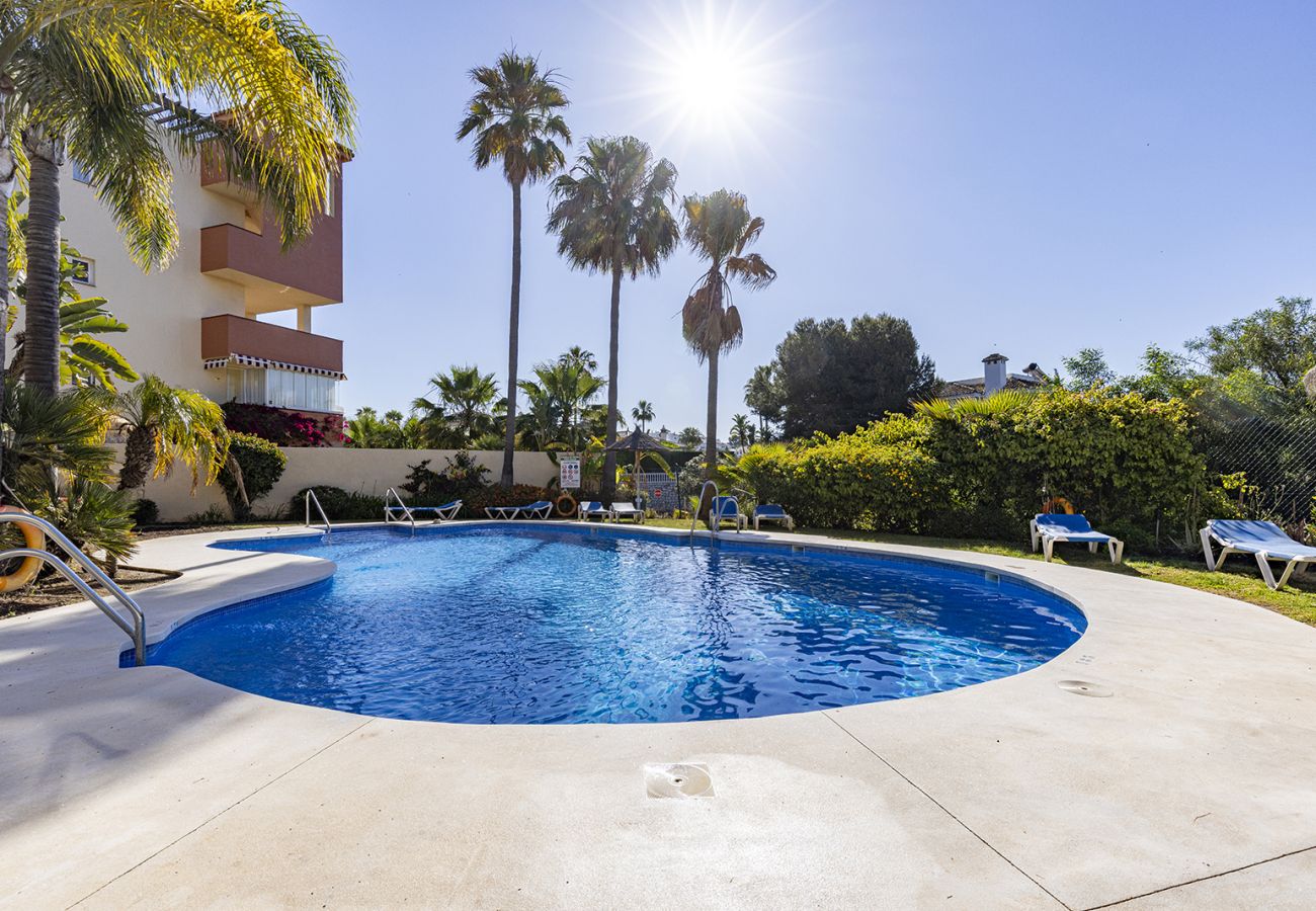 Apartment in Mijas Costa - Relaxing Sea Views 2 Bed 2 Bath Mijas Calahonda Apt