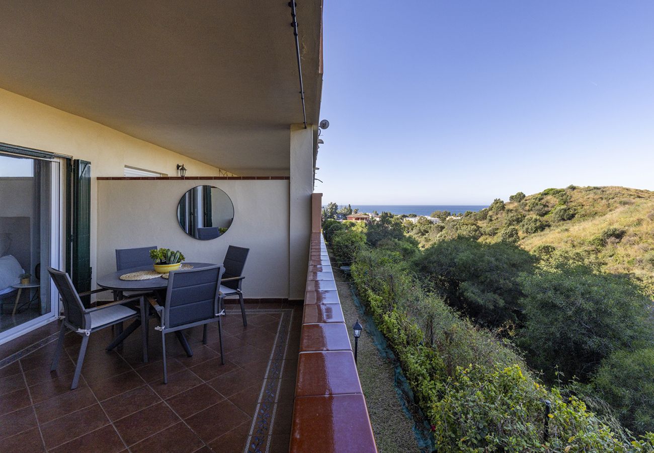 Apartment in Mijas Costa - Relaxing Sea Views 2 Bed 2 Bath Mijas Calahonda Apt
