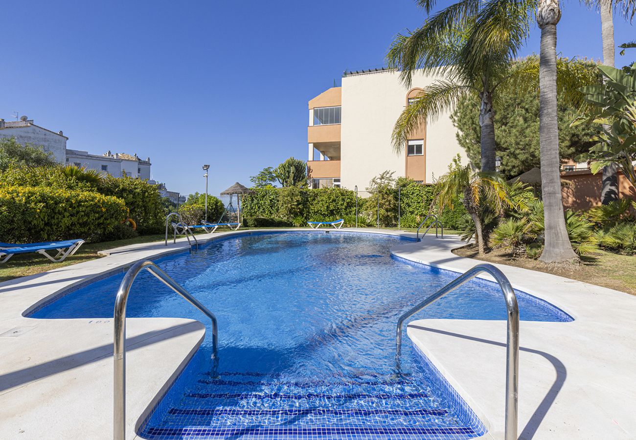 Apartment in Mijas Costa - Relaxing Sea Views 2 Bed 2 Bath Mijas Calahonda Apt