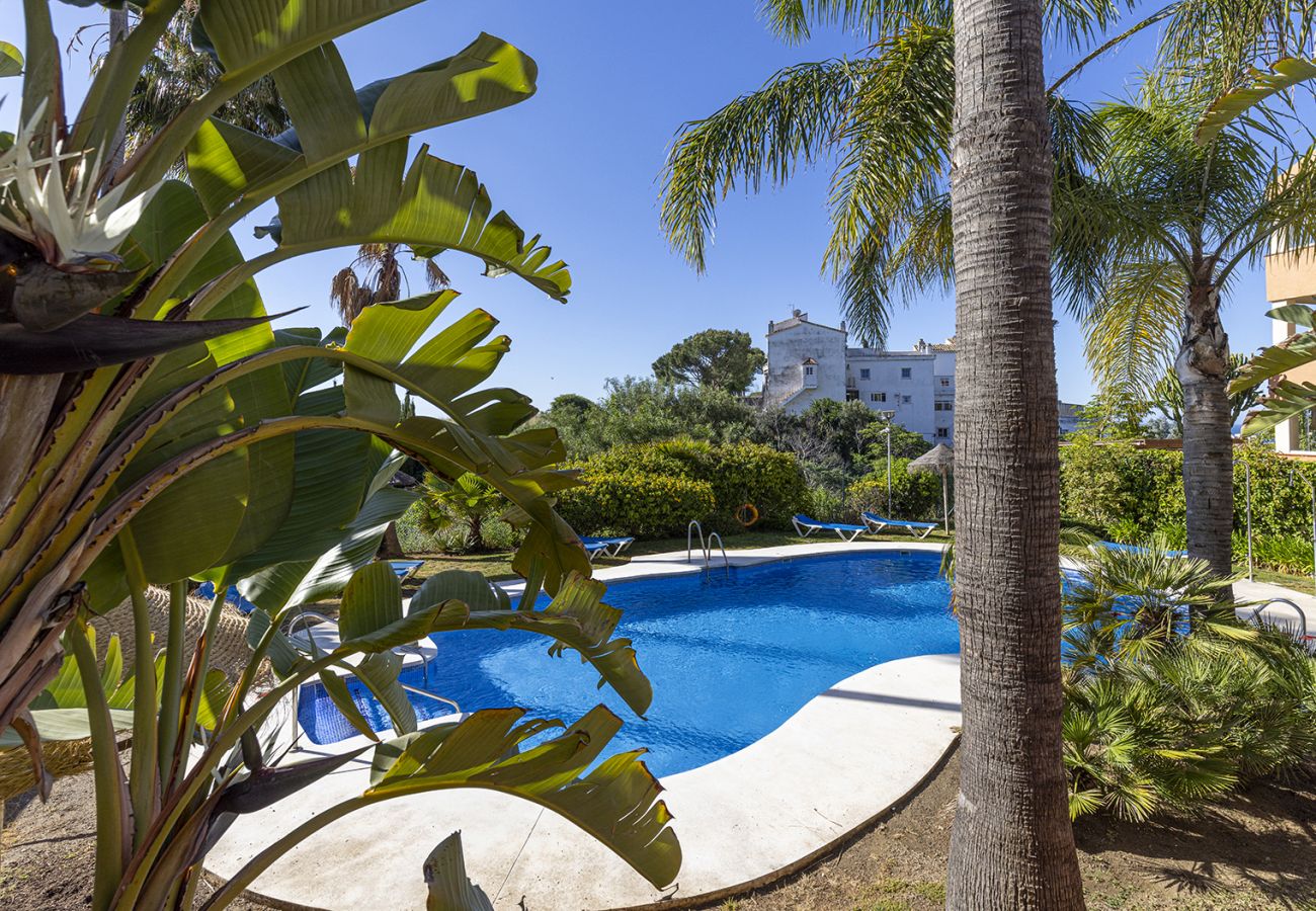 Apartment in Mijas Costa - Relaxing Sea Views 2 Bed 2 Bath Mijas Calahonda Apt