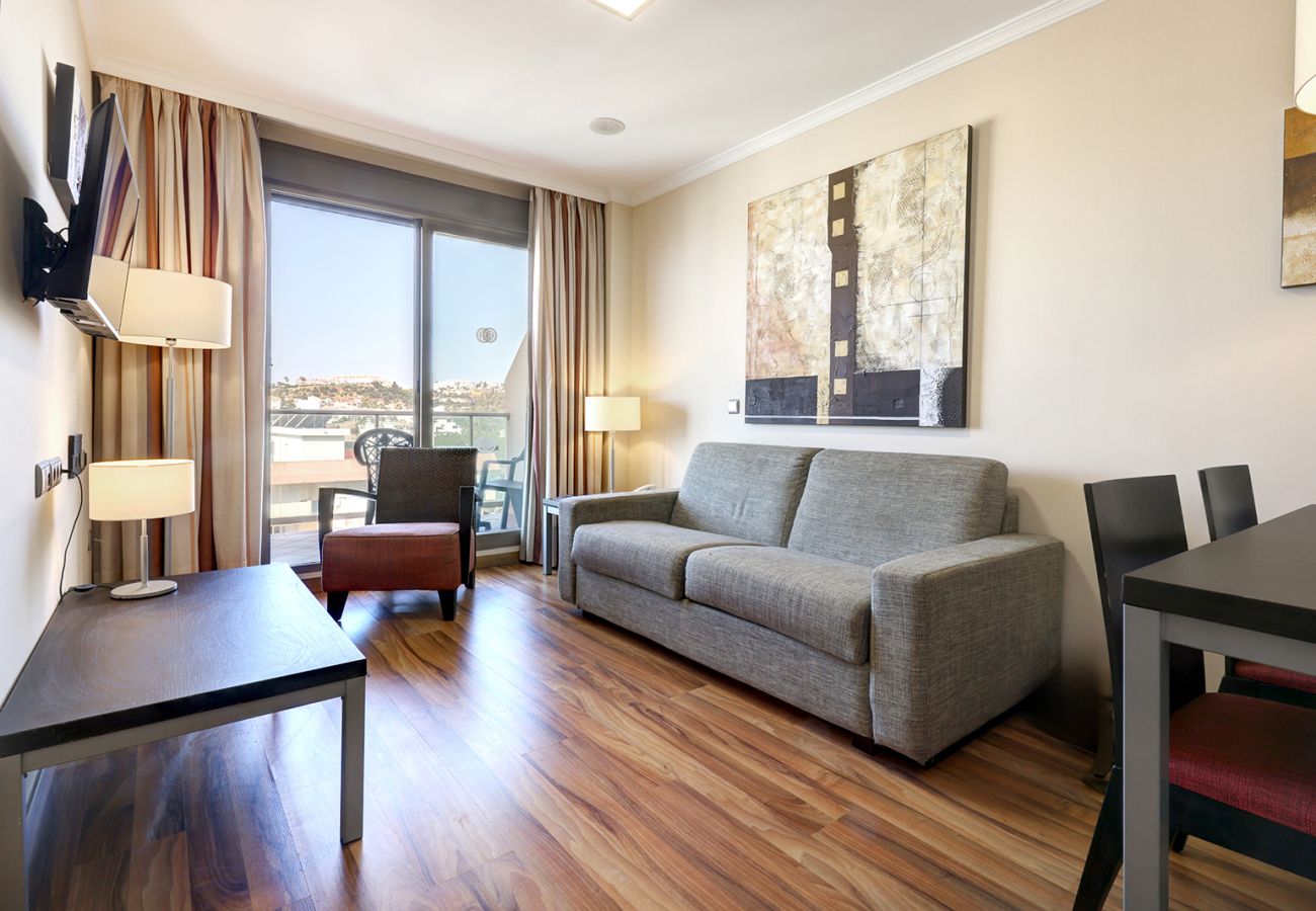 Apartment in Benalmádena - Sea Views Pierre & Vacances Apt 250m to the Beach Benalmadena