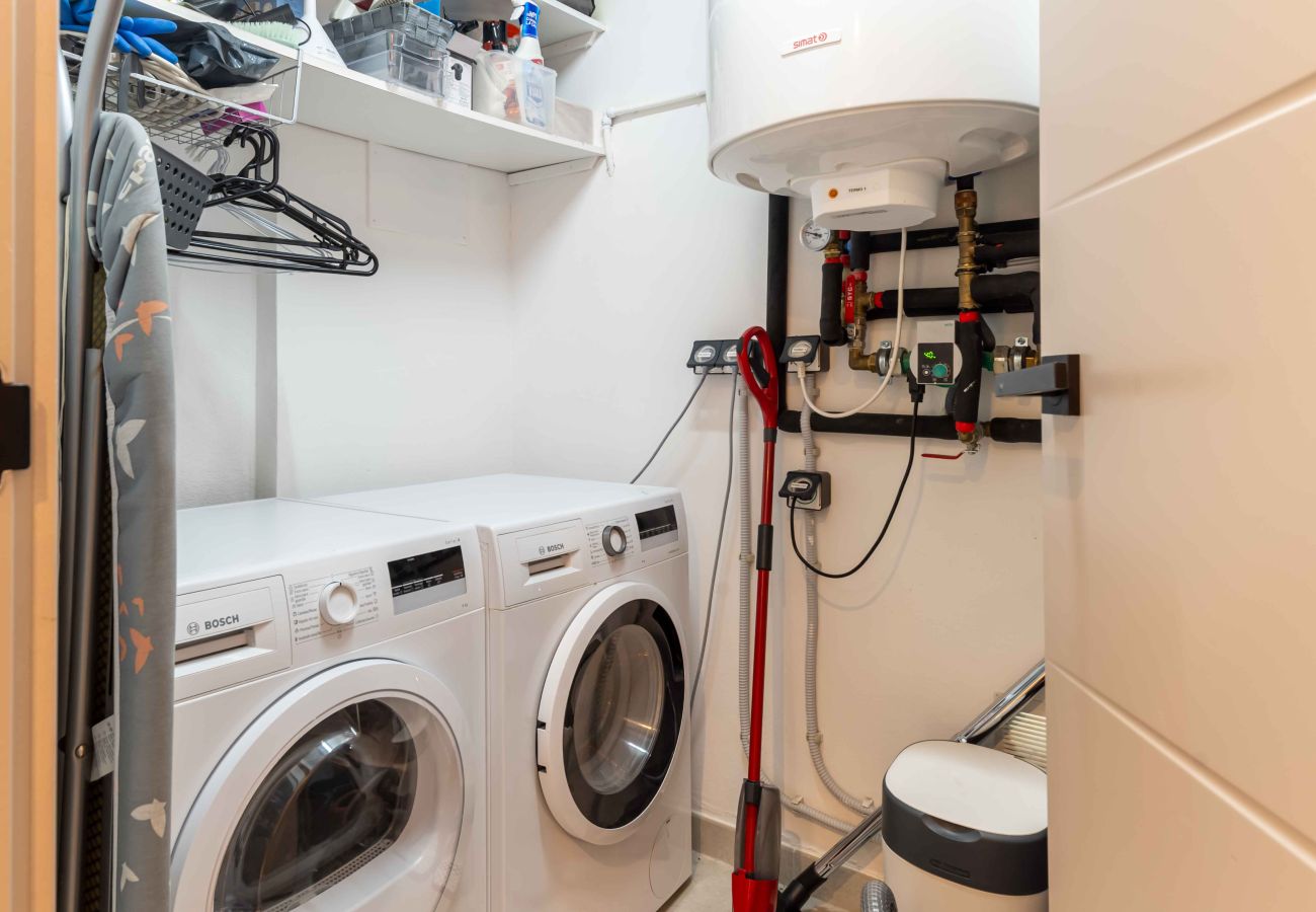 Villa in Marbella - Private Luxury Villa, Heated Pool & Sauna