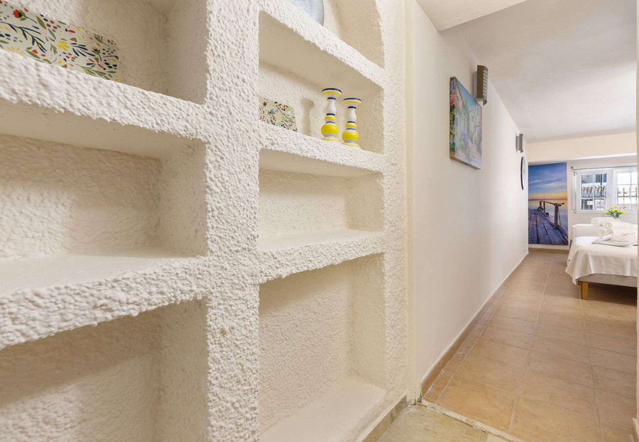 Villa in Mijas Costa - Sea Views Villa La Rosa 5 Bed 4 Bath & Heated Pool