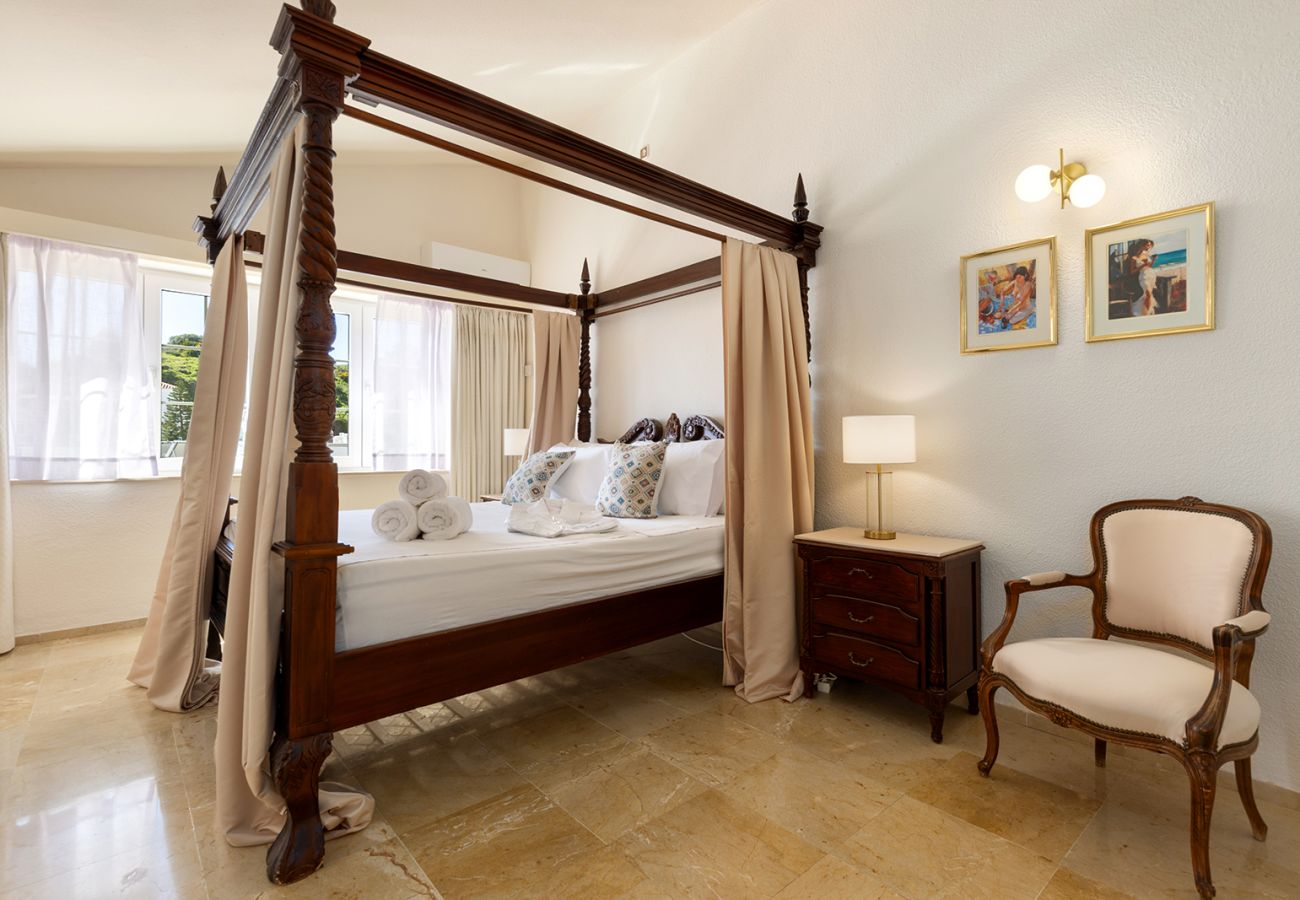 Villa in Mijas Costa - Sea Views Villa La Rosa 5 Bed 4 Bath & Heated Pool