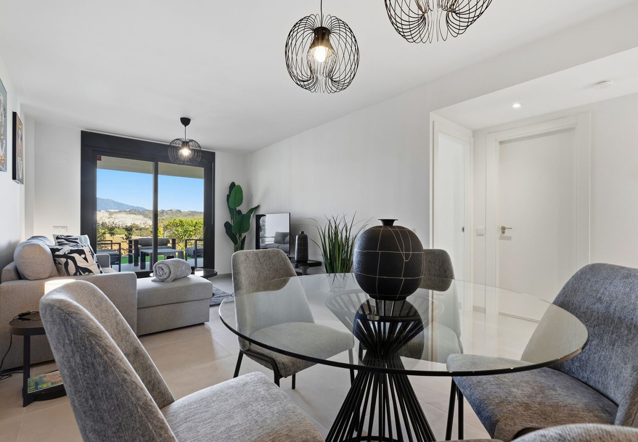 Apartment in Mijas Costa - Modern 3 Bed Calanova Golf Apartment