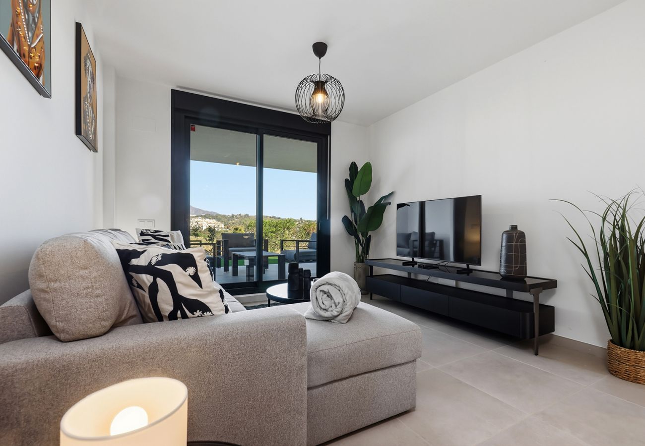 Apartment in Mijas Costa - Modern 3 Bed Calanova Golf Apartment