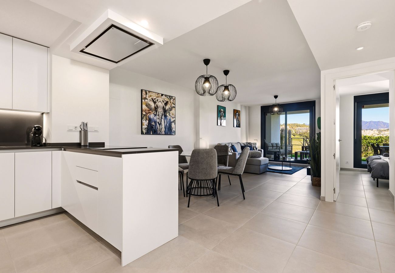 Apartment in Mijas Costa - Modern 3 Bed Calanova Golf Apartment