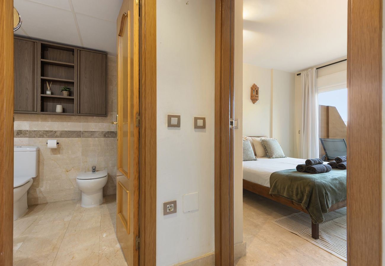 Apartment in Mijas Costa - Relaxing 1 Bed Sea View Apt, Private Terrace