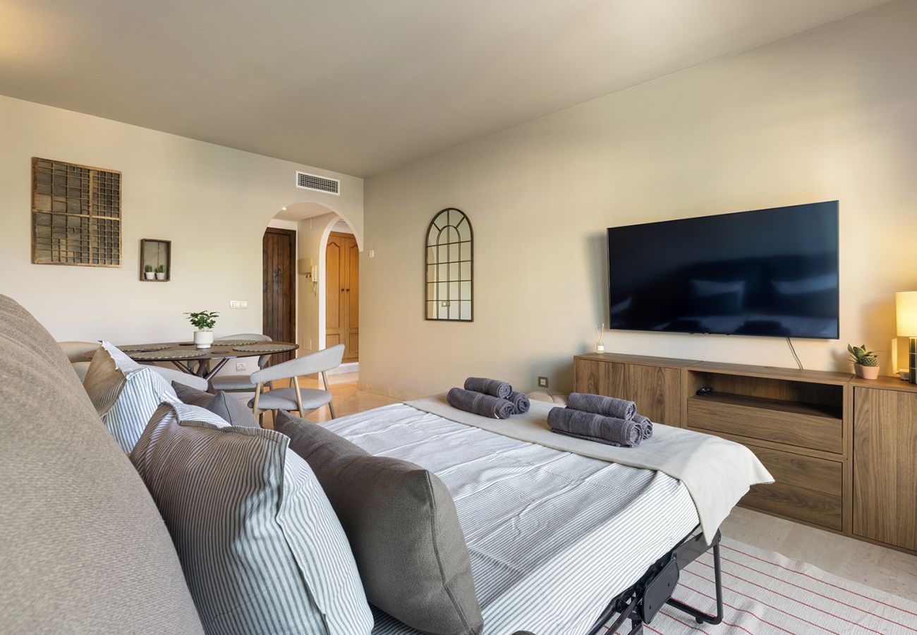 Apartment in Mijas Costa - Relaxing 1 Bed Sea View Apt, Private Terrace