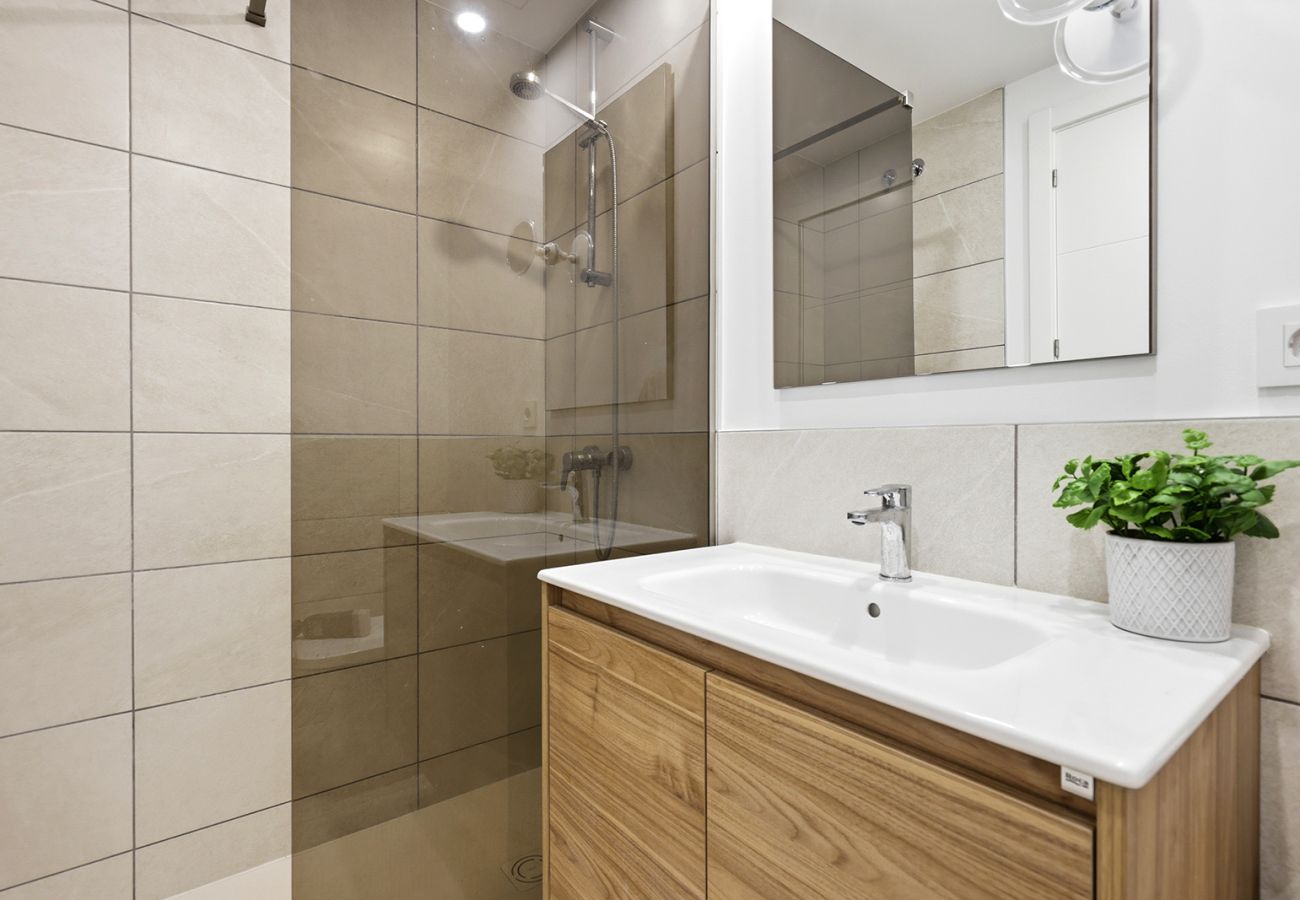 Apartment in Mijas Costa - Luxury New Build 2 Bed Mijas Golf Apt, with Padel 
