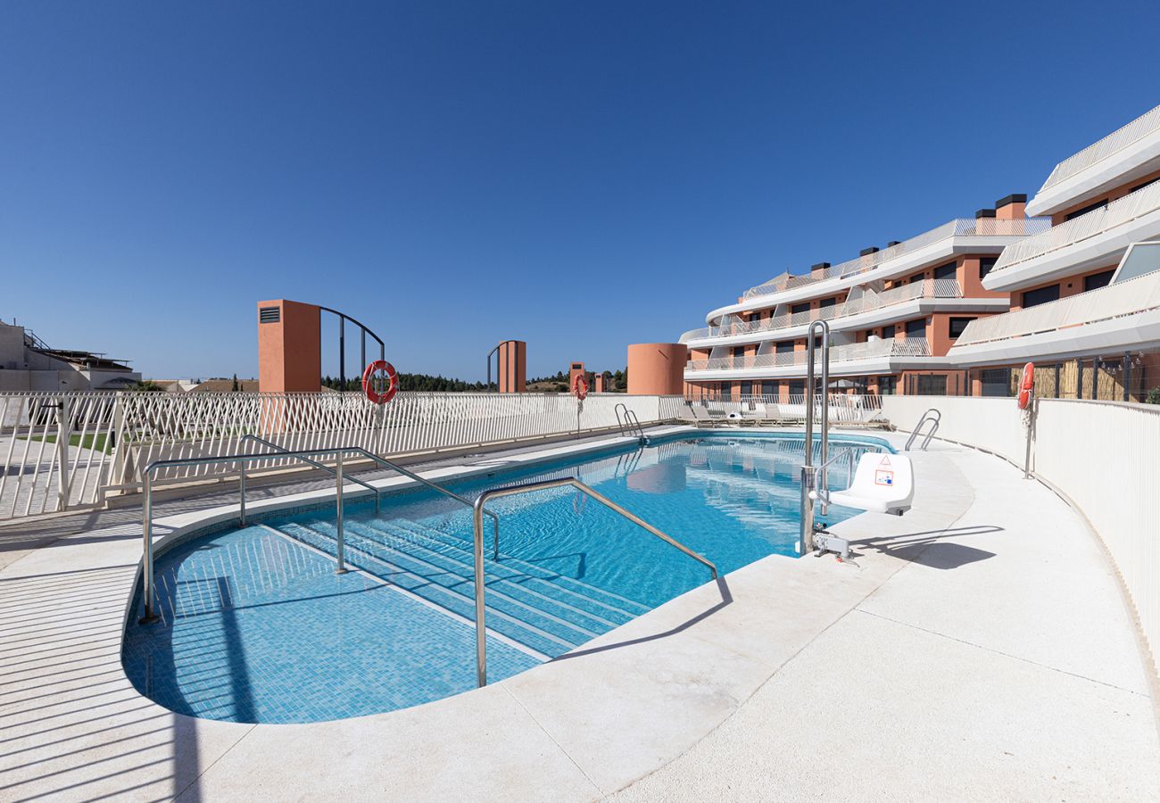 Apartment in Mijas Costa - New 2 Bed Mijas Golf Penthouse with Padel