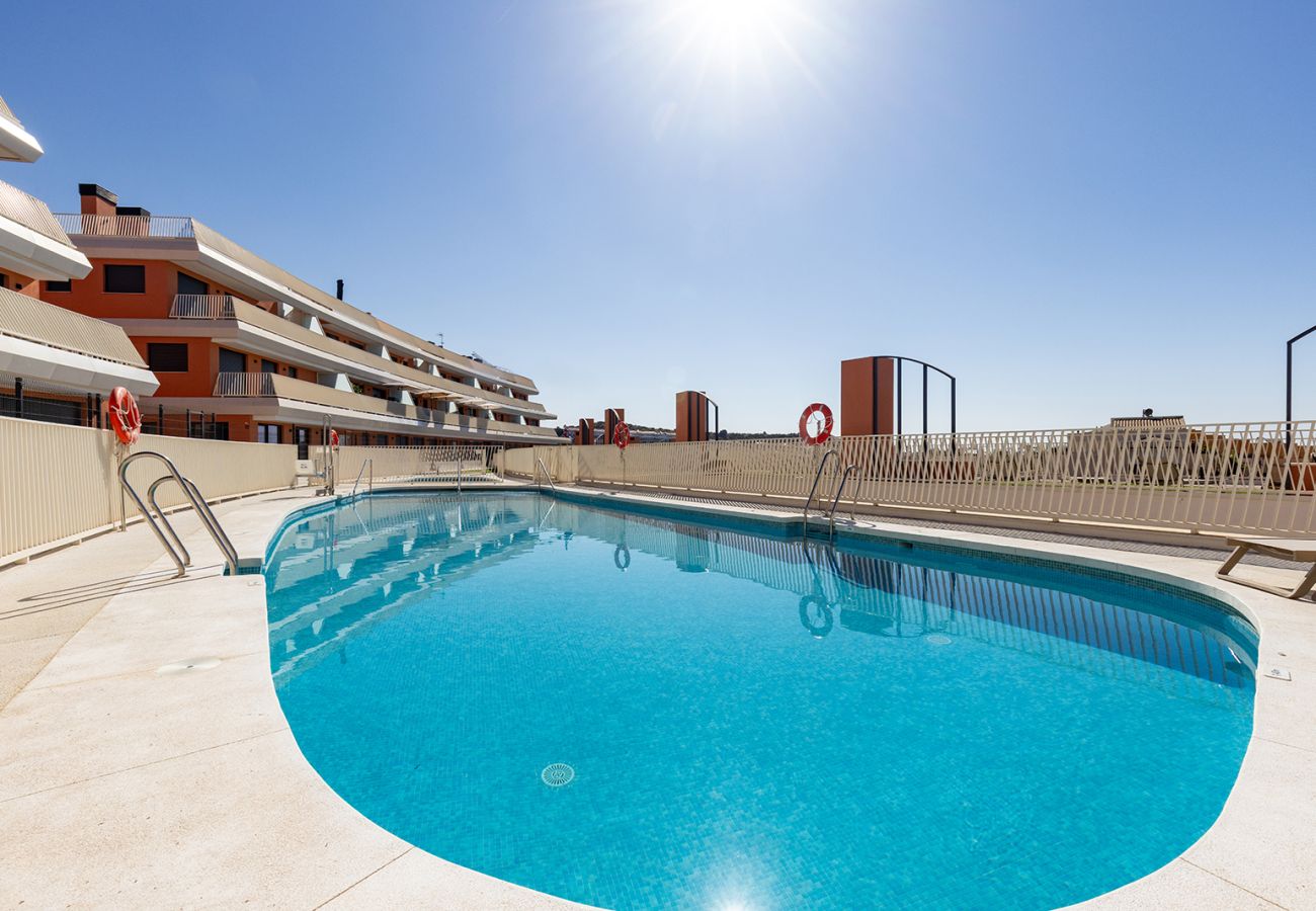 Apartment in Mijas Costa - New 2 Bed Mijas Golf Penthouse with Padel