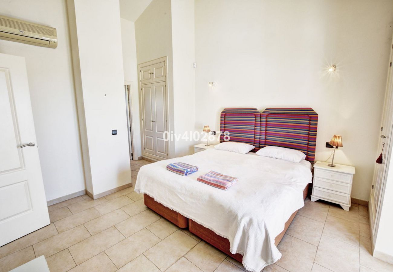 Penthouse in Benalmádena - Benalmádena Penthouse with Sea Views – Casablanca