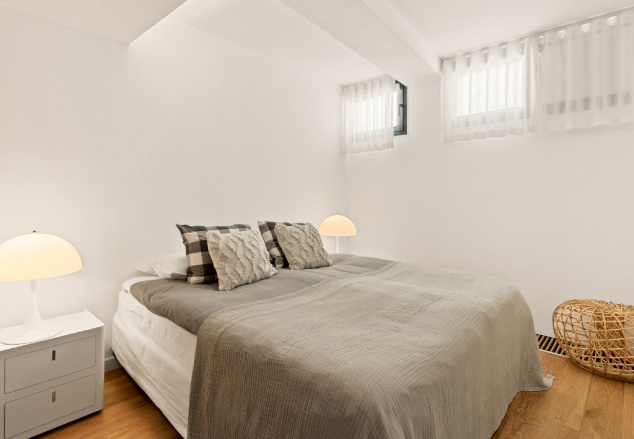 Villa/Dettached house in Marbella - Modern Beachfront Luxury – Villa in Marbella East